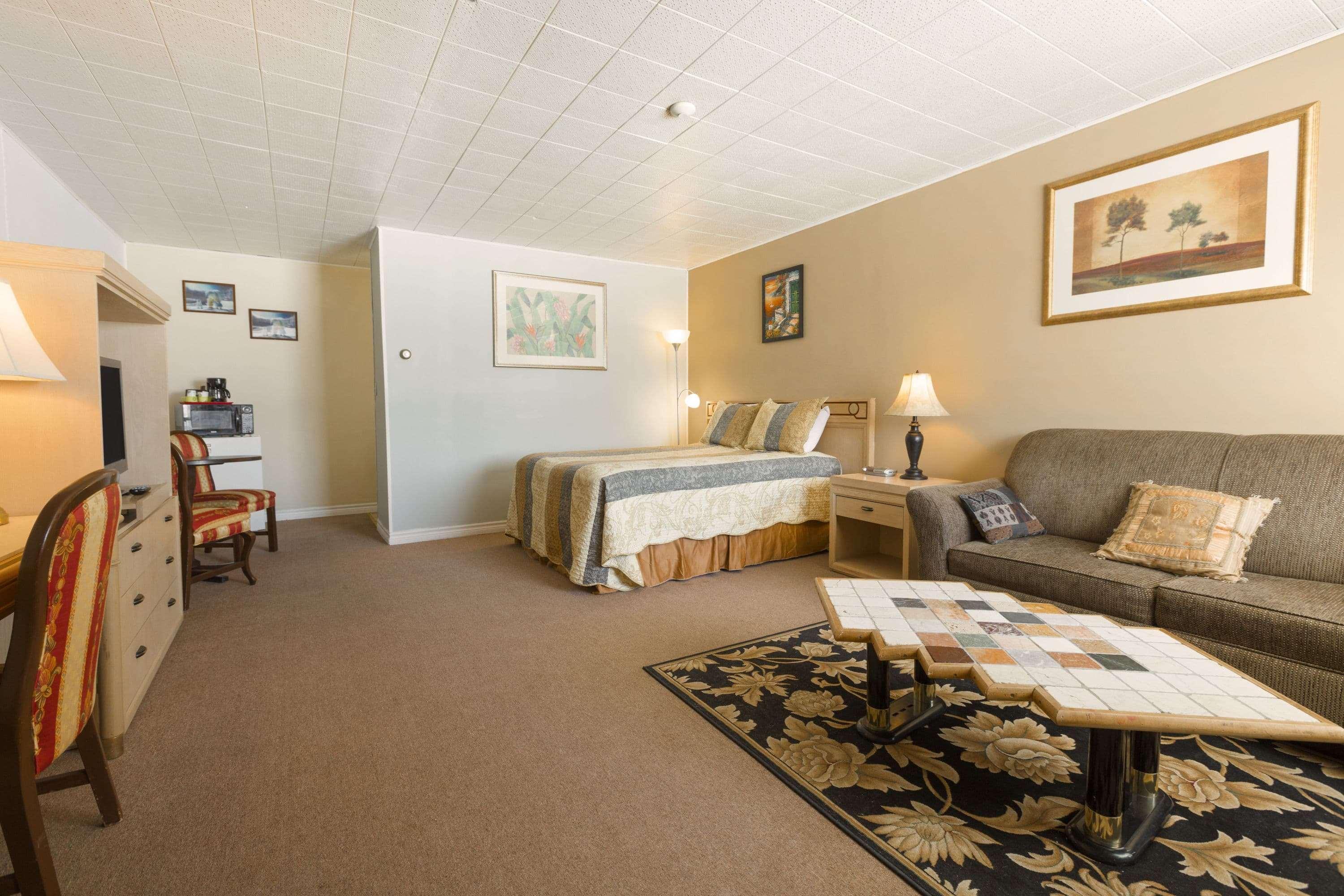 Travel Inn Cochrane Экстерьер фото
