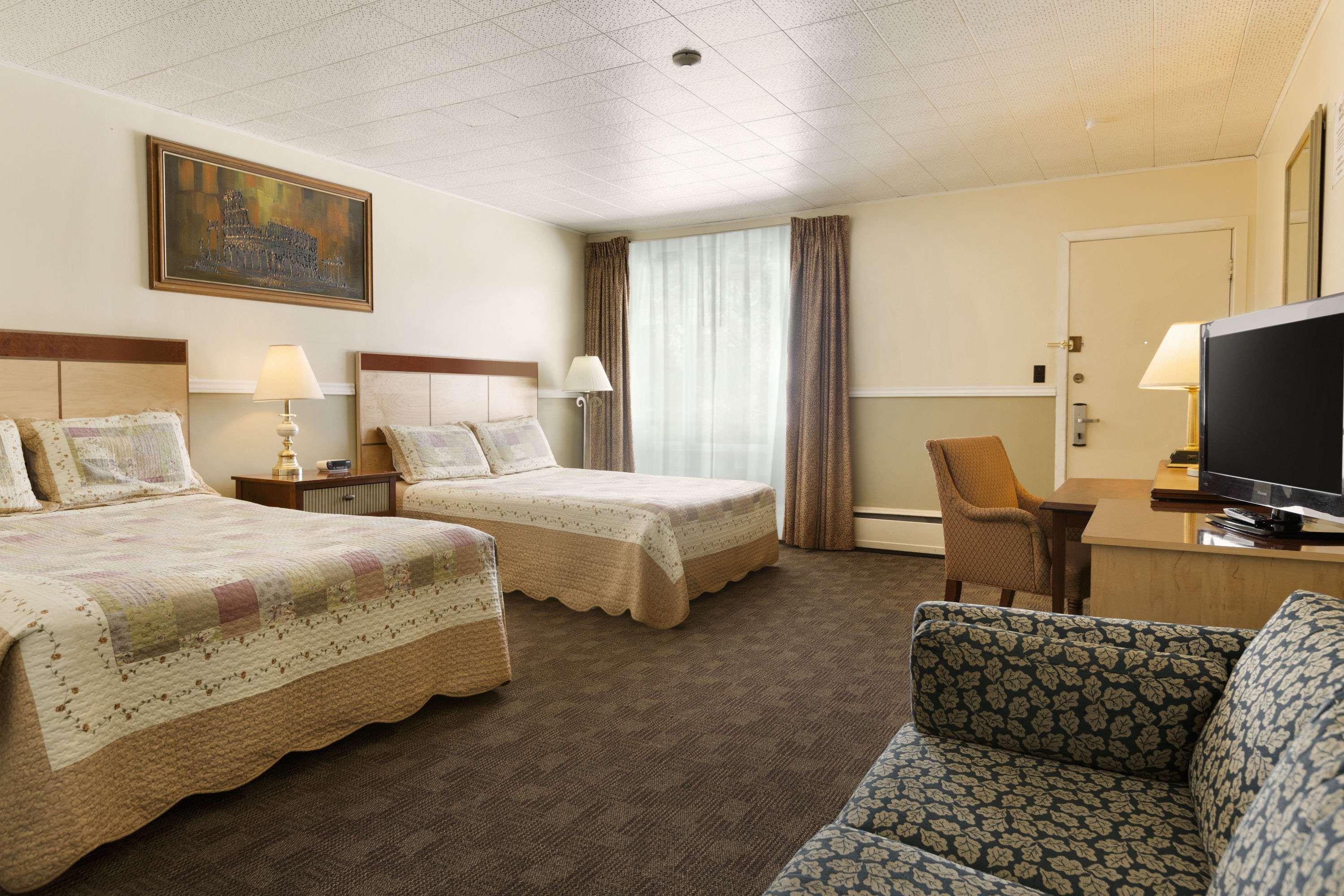 Travel Inn Cochrane Экстерьер фото