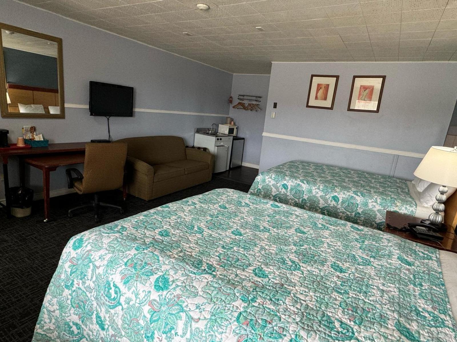 Travel Inn Cochrane Экстерьер фото