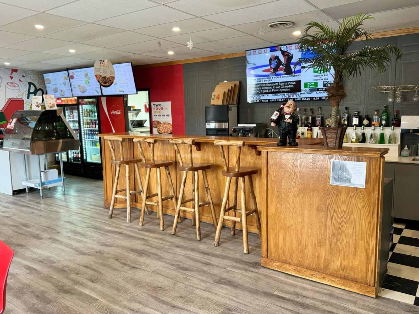 Travel Inn Cochrane Экстерьер фото