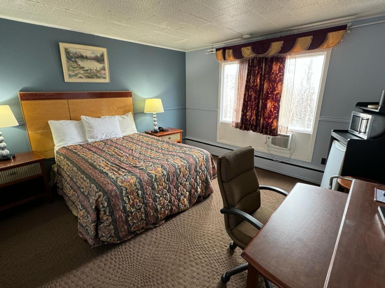 Travel Inn Cochrane Экстерьер фото